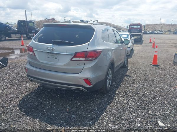 2017 HYUNDAI SANTA FE SE