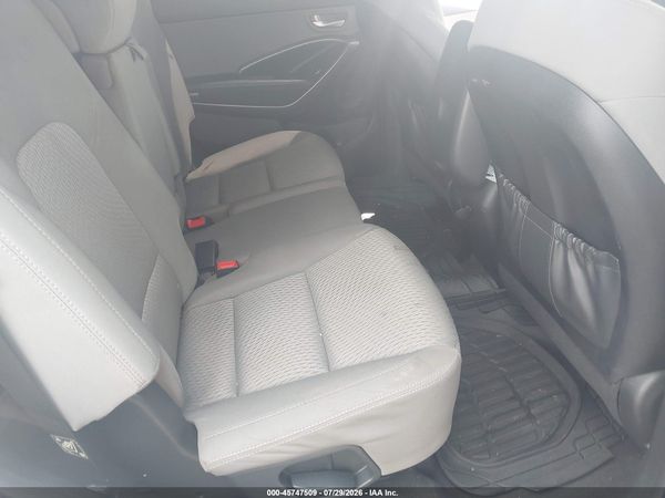 2017 HYUNDAI SANTA FE SE