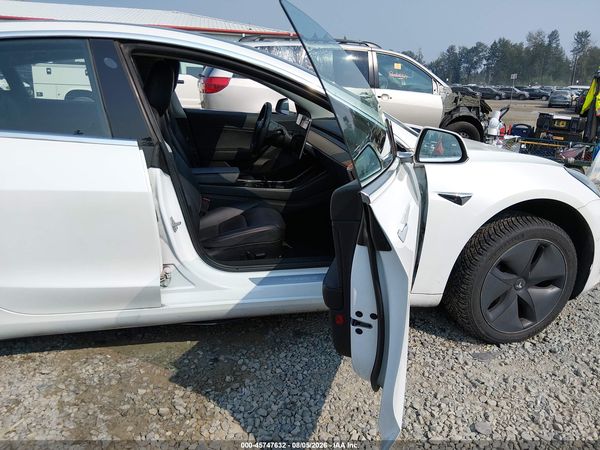 2018 TESLA MODEL 3 LONG RANGE/PERFORMANCE