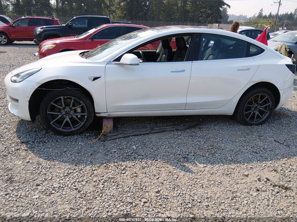 2018 TESLA MODEL 3 LONG RANGE/PERFORMANCE