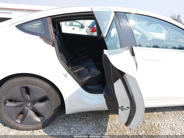 2018 TESLA MODEL 3 LONG RANGE/PERFORMANCE