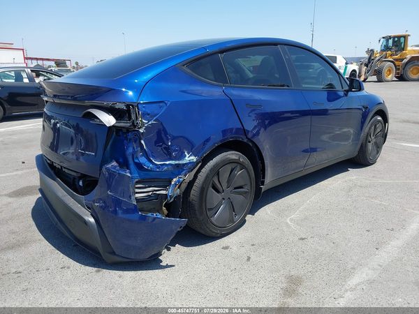 2026 TESLA MODEL Y