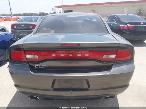 2014 DODGE CHARGER SE