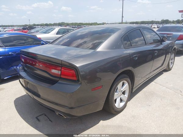 2014 DODGE CHARGER SE