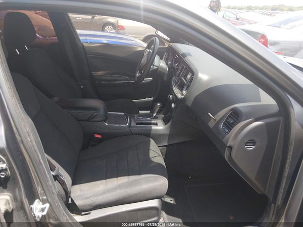 2014 DODGE CHARGER SE