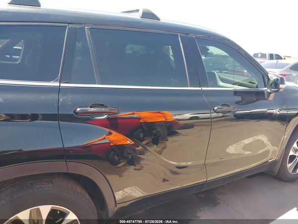 2020 TOYOTA HIGHLANDER HYBRID XLE