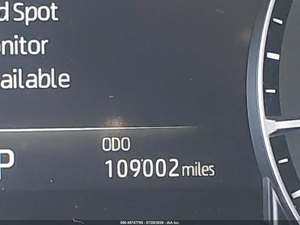2020 TOYOTA HIGHLANDER HYBRID XLE
