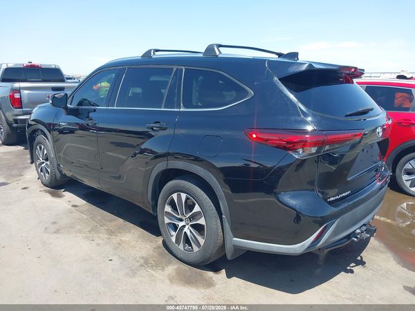 2020 TOYOTA HIGHLANDER HYBRID XLE