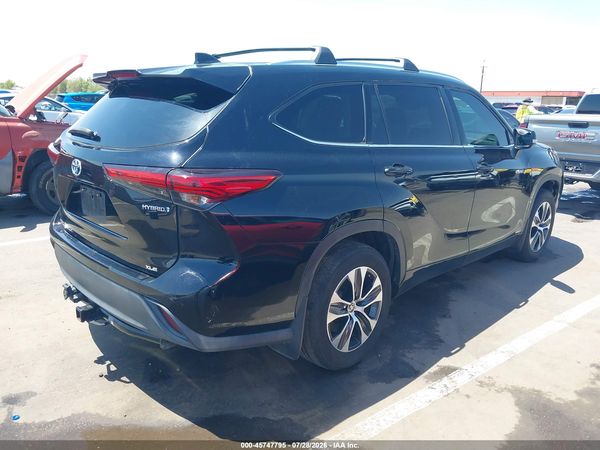 2020 TOYOTA HIGHLANDER HYBRID XLE