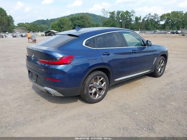 2025 BMW X4 XDRIVE30I