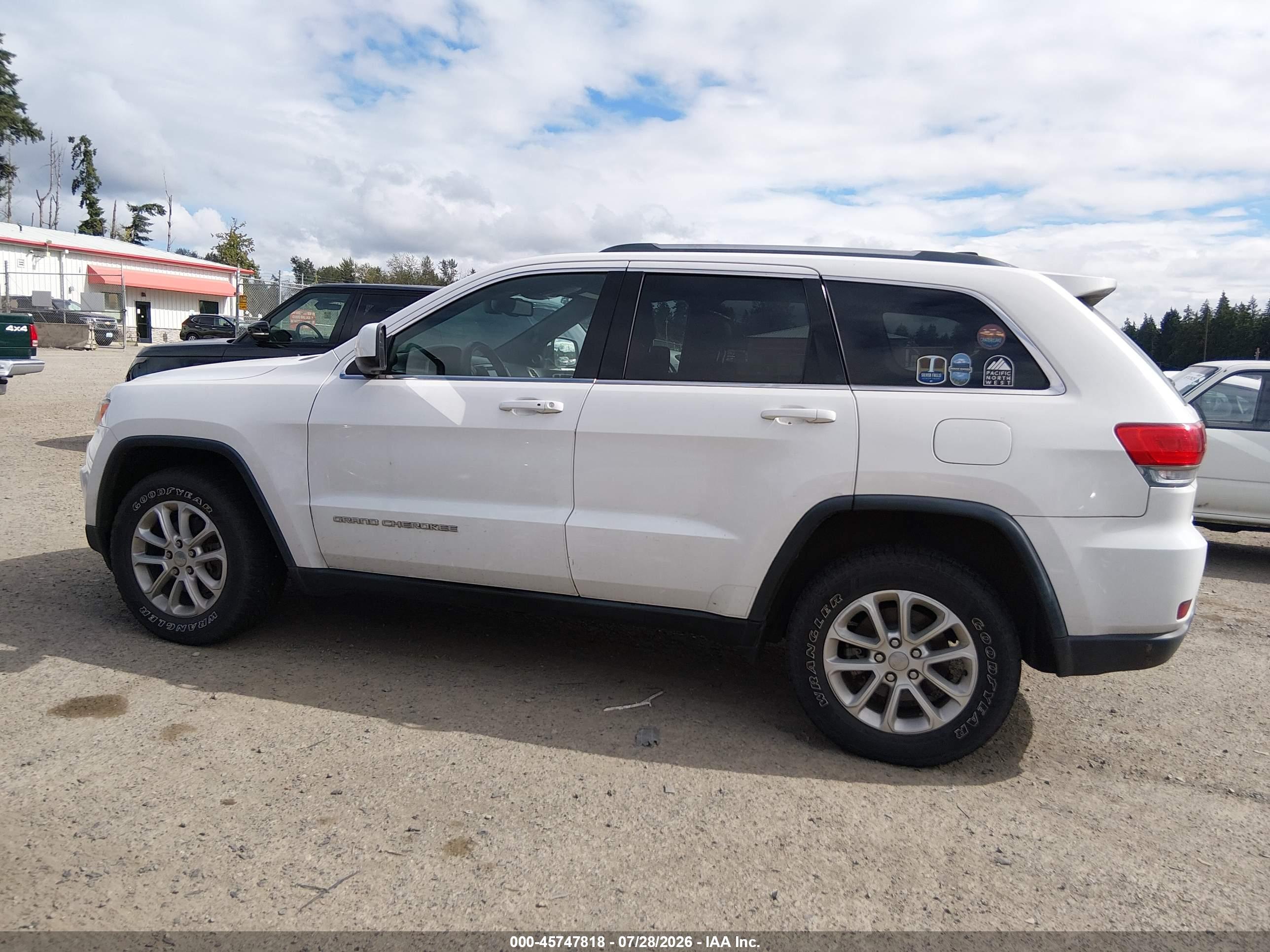 2016 JEEP GRAND CHEROKEE LAREDO