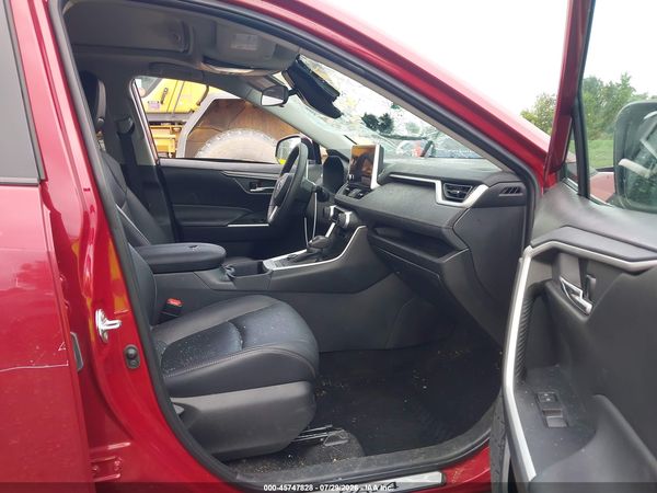 2024 TOYOTA RAV4 HYBRID XLE PREMIUM