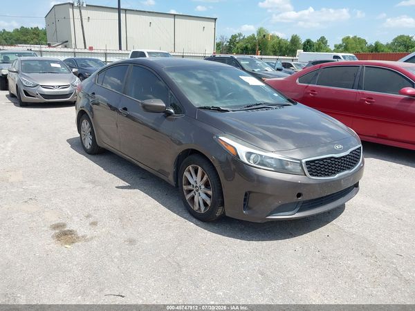 2017 KIA FORTE LX