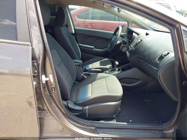 2017 KIA FORTE LX