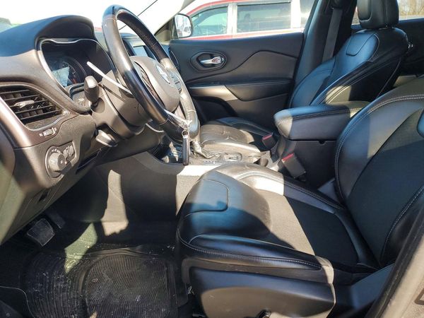 2019 JEEP CHEROKEE LATITUDE PLUS FWD
