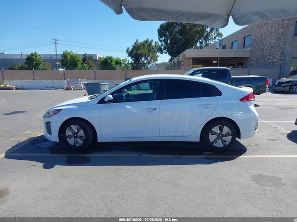 2022 HYUNDAI IONIQ HYBRID BLUE