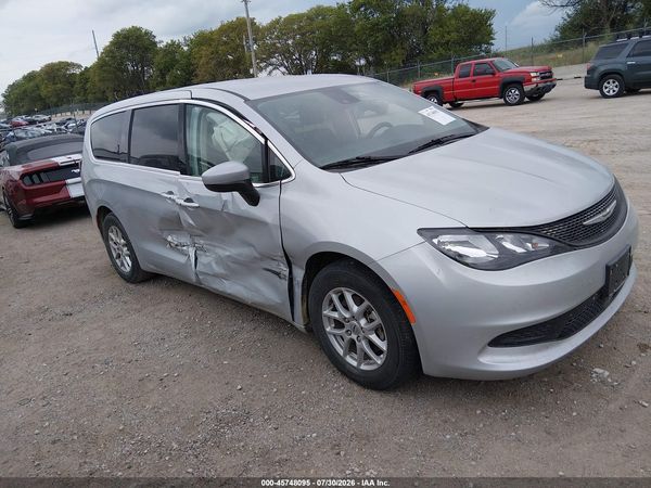 2023 CHRYSLER VOYAGER LX — I1