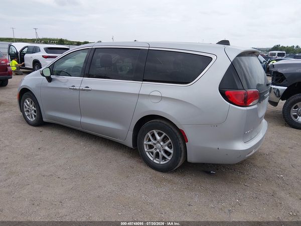 2023 CHRYSLER VOYAGER LX — I3