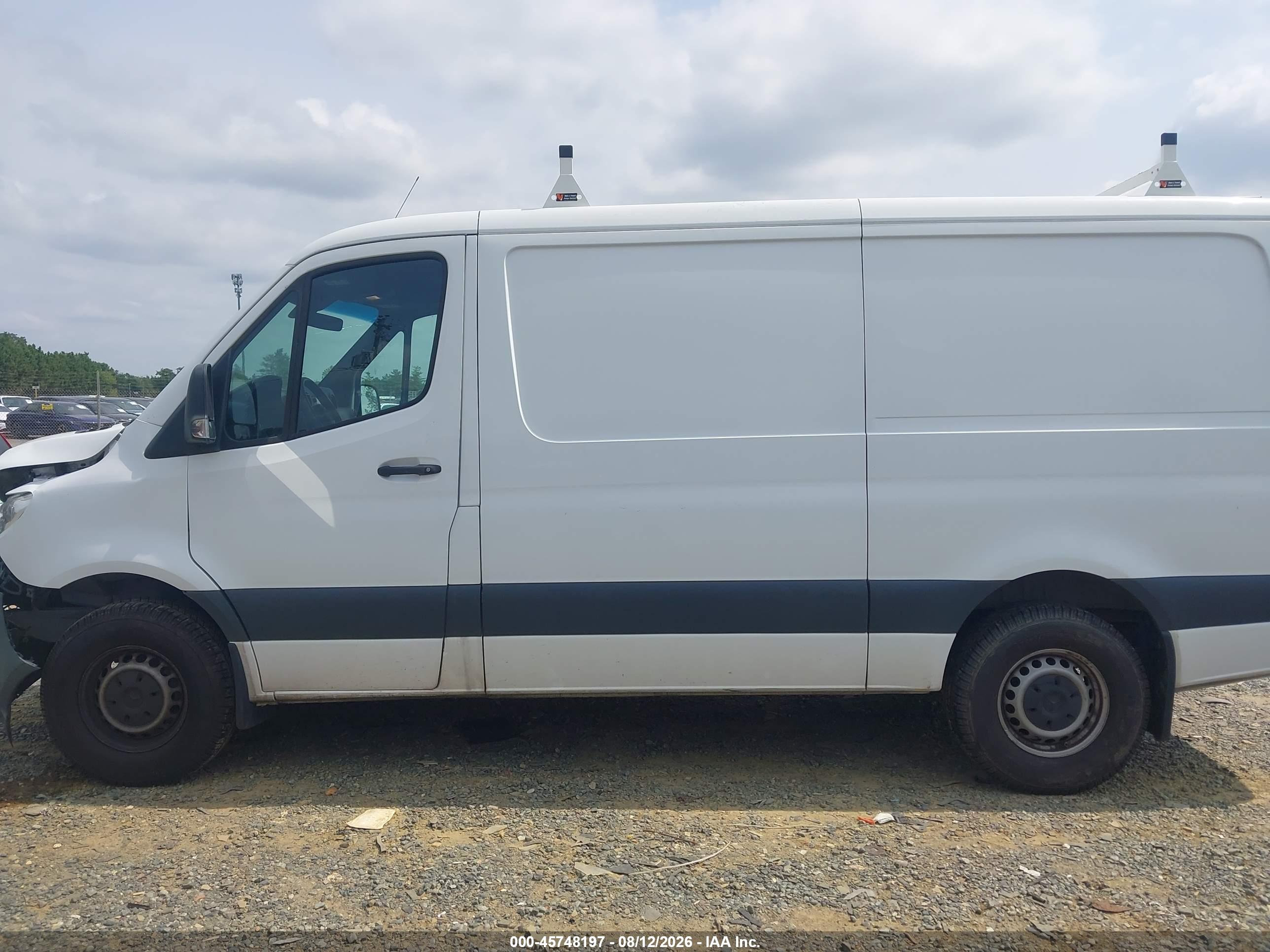 2022 MERCEDES-BENZ SPRINTER 1500 STANDARD ROOF I4
