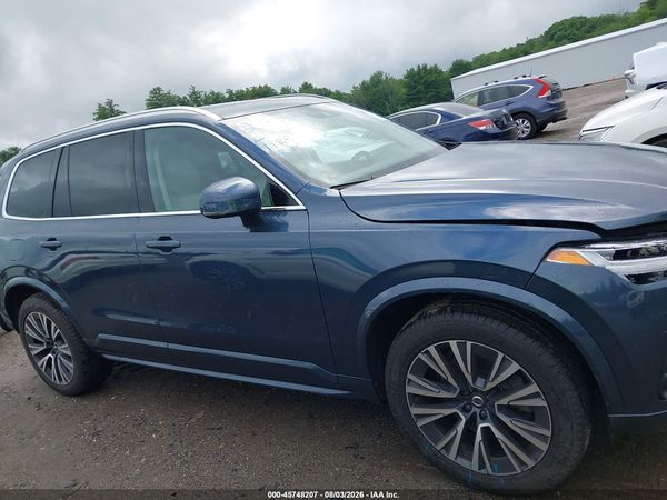 2022 VOLVO XC90 T5 MOMENTUM 7 PASSENGER