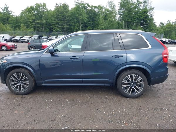 2022 VOLVO XC90 T5 MOMENTUM 7 PASSENGER