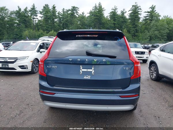 2022 VOLVO XC90 T5 MOMENTUM 7 PASSENGER