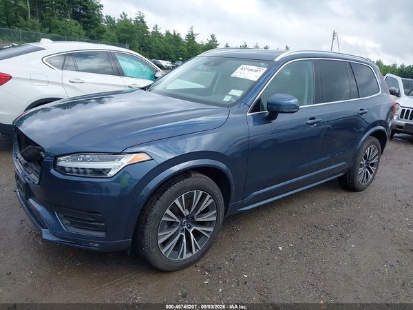 2022 VOLVO XC90 T5 MOMENTUM 7 PASSENGER
