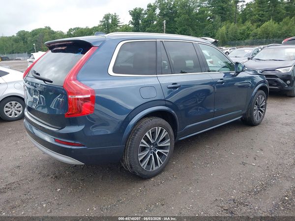2022 VOLVO XC90 T5 MOMENTUM 7 PASSENGER
