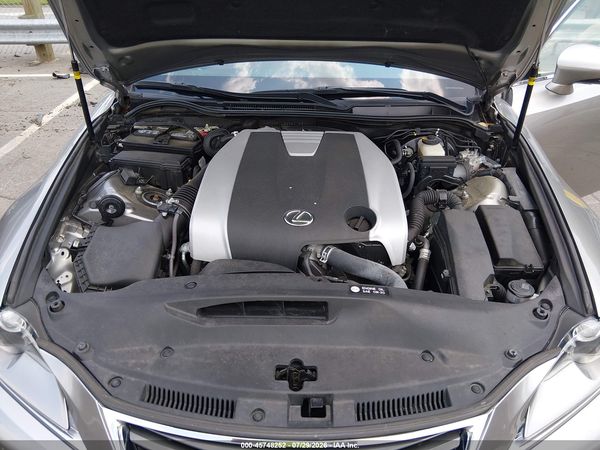 2016 LEXUS IS 300