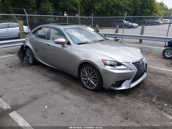 2016 LEXUS IS 300