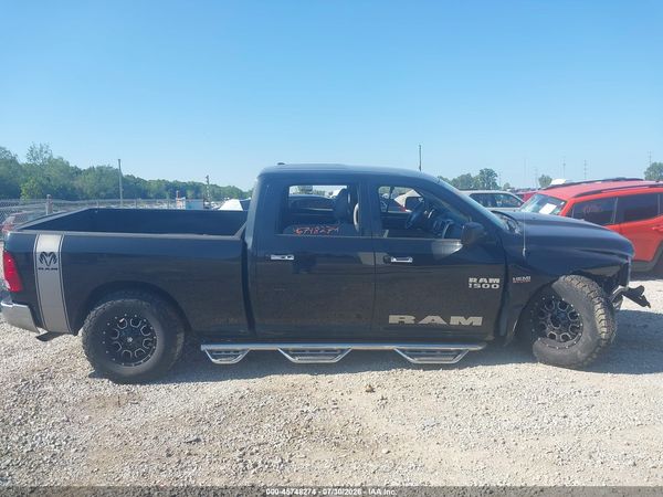 2017 RAM 1500 SLT  4X4 6'4 BOX
