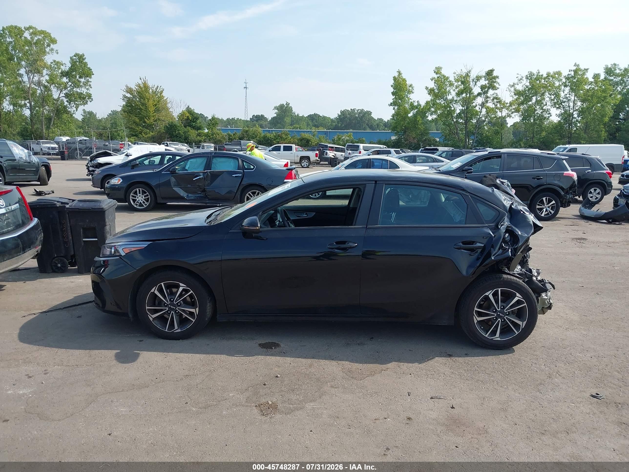 2023 KIA FORTE LXS
