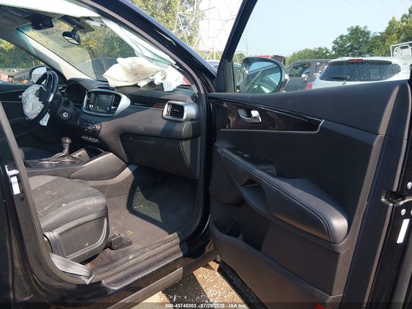2017 KIA SORENTO 2.4L LX
