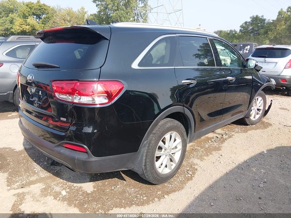 2017 KIA SORENTO 2.4L LX