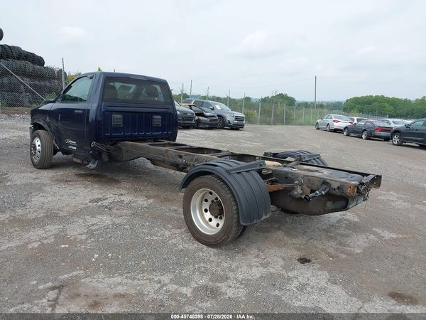 2016 RAM 5500 CHASSIS TRADESMAN/SLT