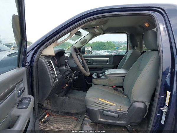 2016 RAM 5500 CHASSIS TRADESMAN/SLT