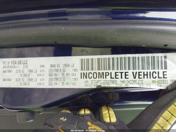 2016 RAM 5500 CHASSIS TRADESMAN/SLT