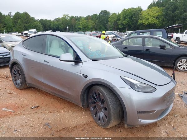 2024 TESLA MODEL Y