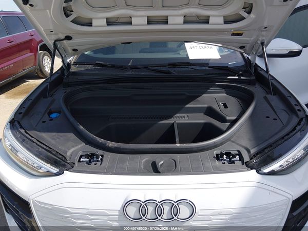 2025 AUDI Q6 E-TRON PRESTIGE QUATTRO