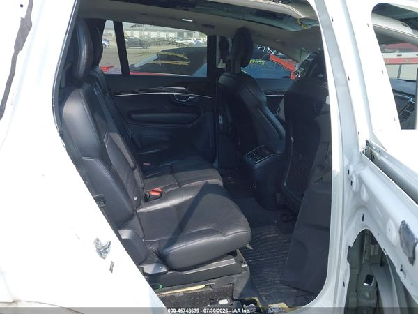 2017 VOLVO XC90 T6 MOMENTUM