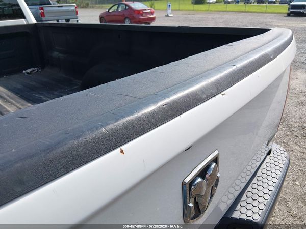 2019 RAM 1500 CLASSIC TRADESMAN  4X2 8' BOX