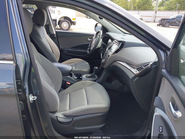 2017 HYUNDAI SANTA FE SE
