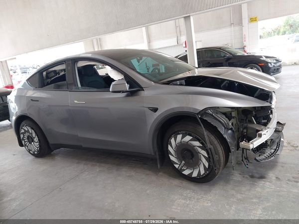 2026 TESLA MODEL Y