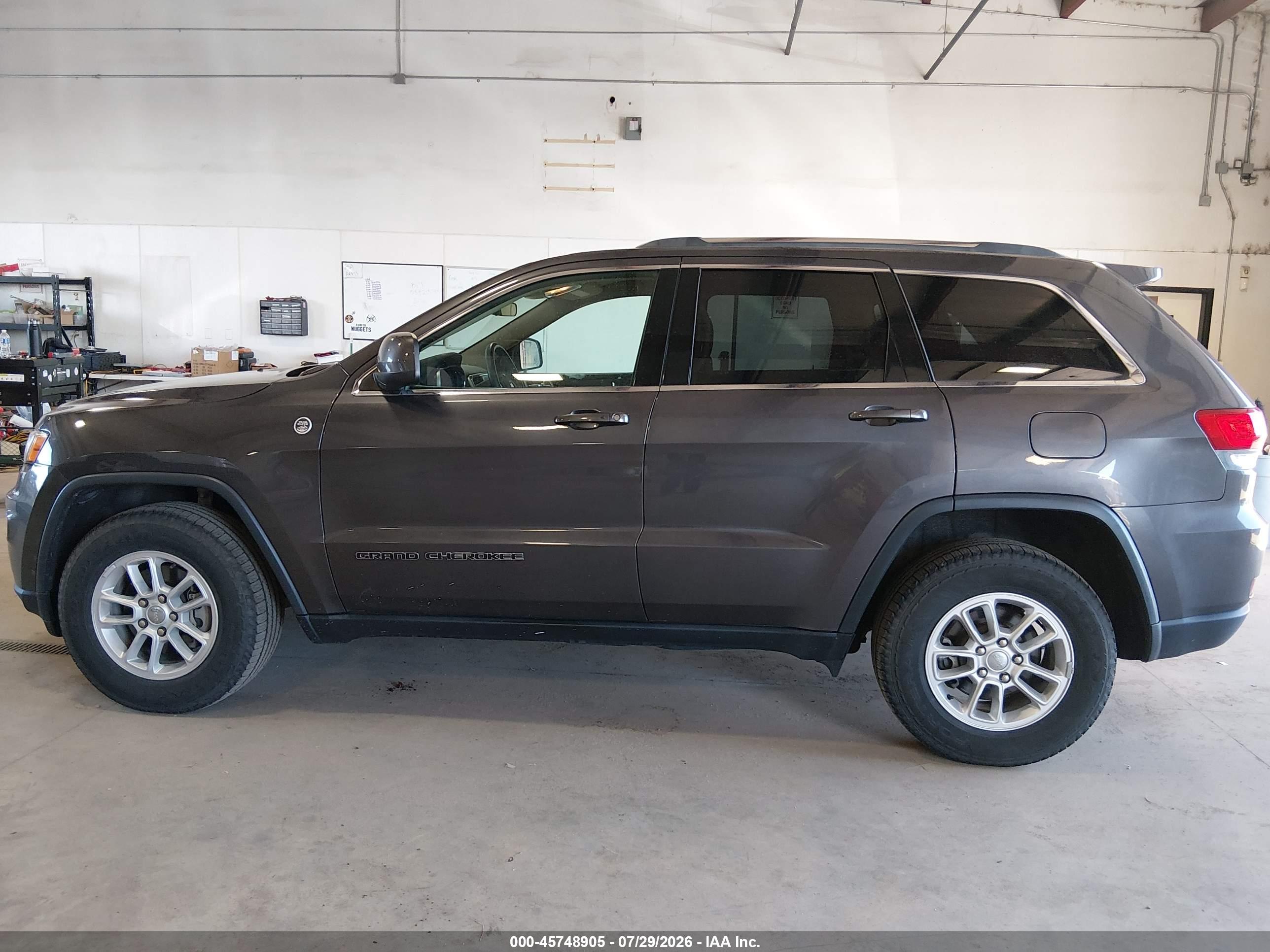 2019 JEEP GRAND CHEROKEE LAREDO E 4X4