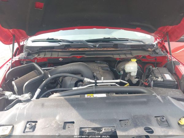 2016 RAM 1500 SLT
