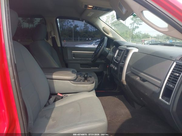 2016 RAM 1500 SLT