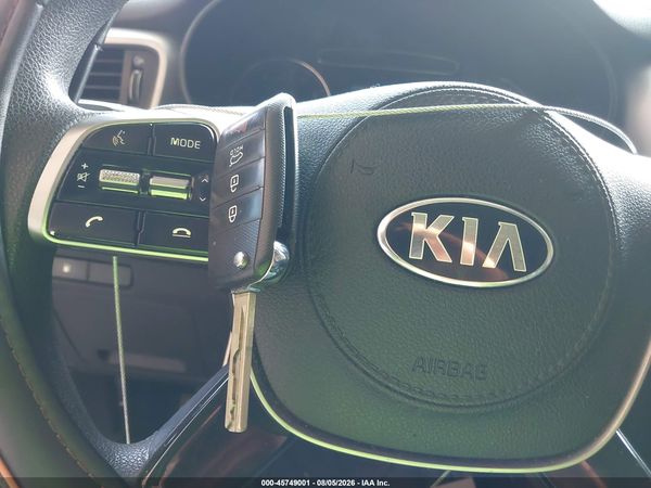 2019 KIA SORENTO 2.4L LX