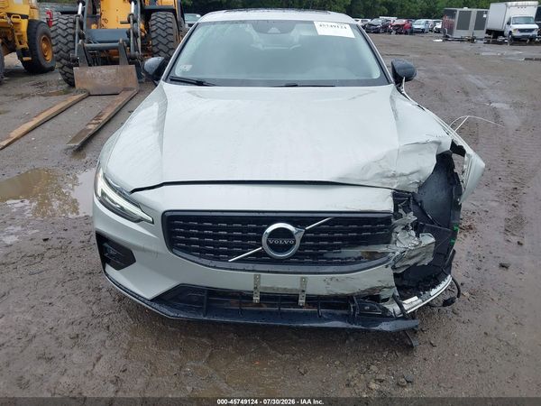 2021 VOLVO S60 T5 MOMENTUM