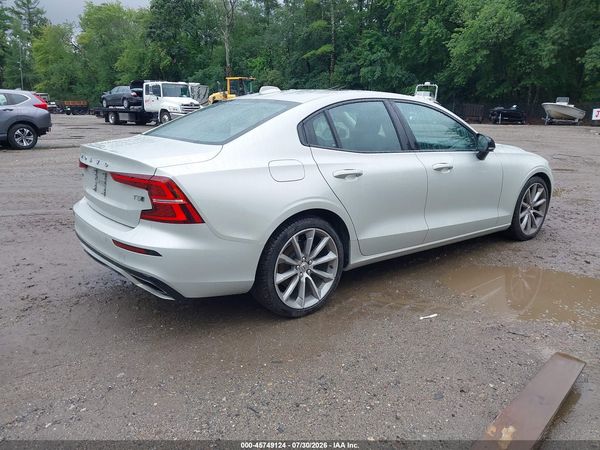 2021 VOLVO S60 T5 MOMENTUM
