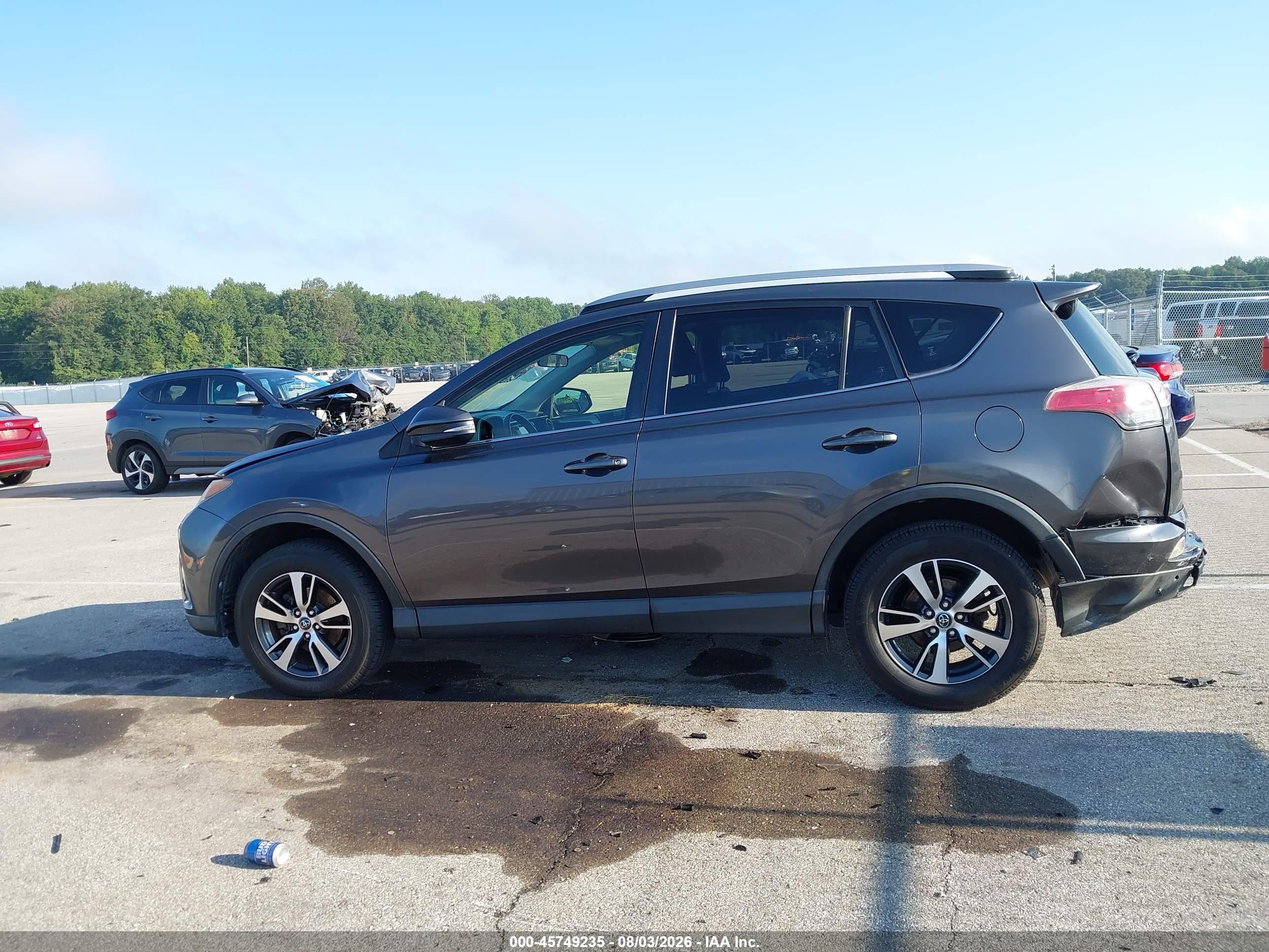 2017 TOYOTA RAV4 XLE